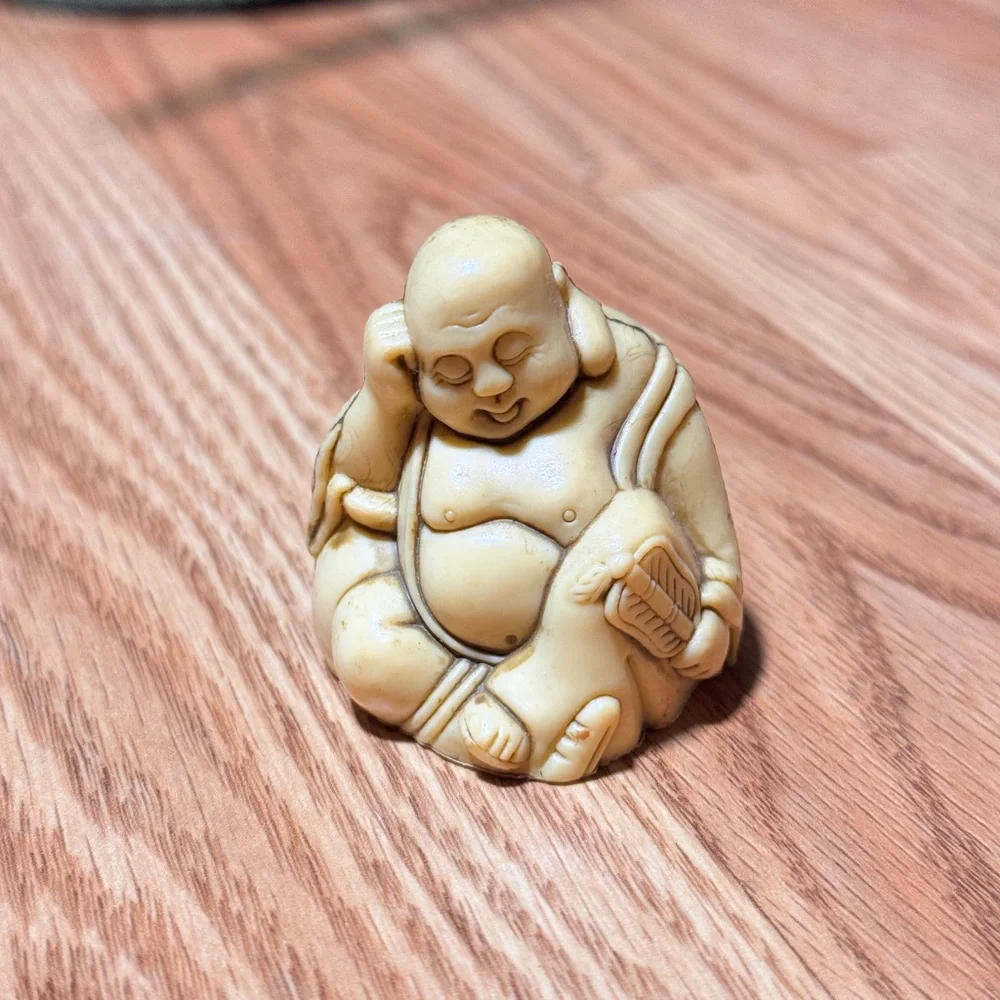 Resin Buddha Resting Head Figurine. Approximately 2” Tall. Great Condition - Picture 1 of 6